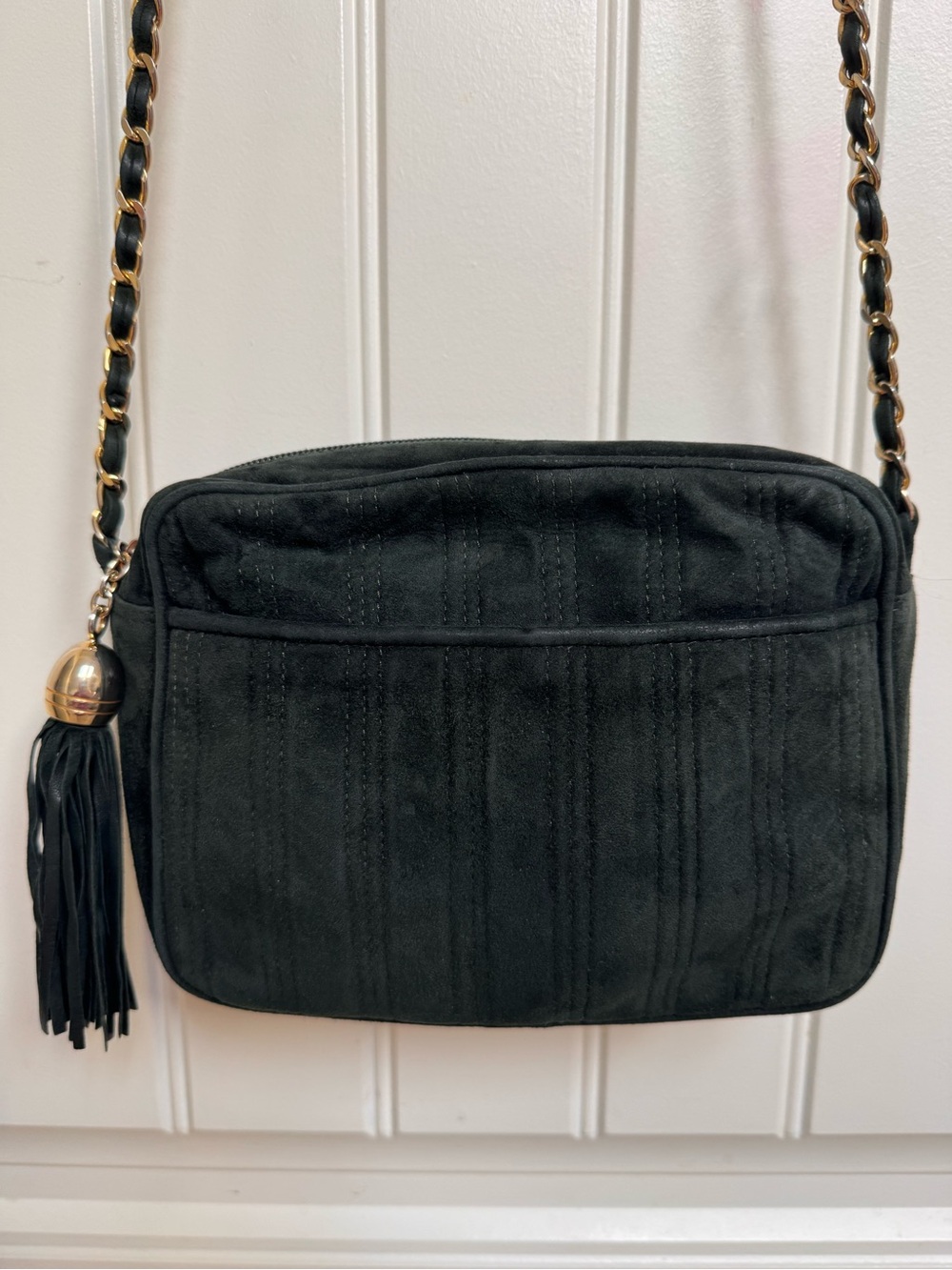 Vintage Browns Dark Green Suede Camera Bag Shoulder Purse. 8.5” by 7.5” by 2.5”